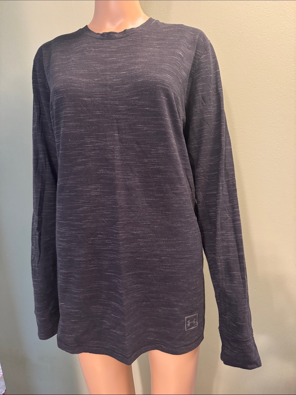 Under Armour Men's Long Sleeve Heathered Navy Performance Tee